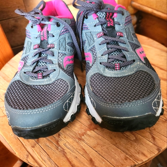 SAUCONY GREY GRID RAPTOR TR 2 RUNNING/TRAIL SHOES- WOMENS 10 - Picture 9 of 10